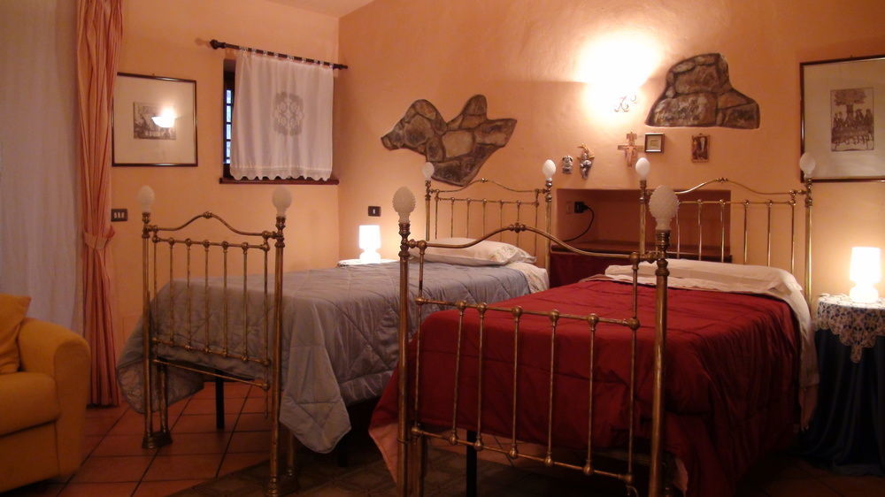 Hotel Heart Of Sicily Mistretta Esterno foto